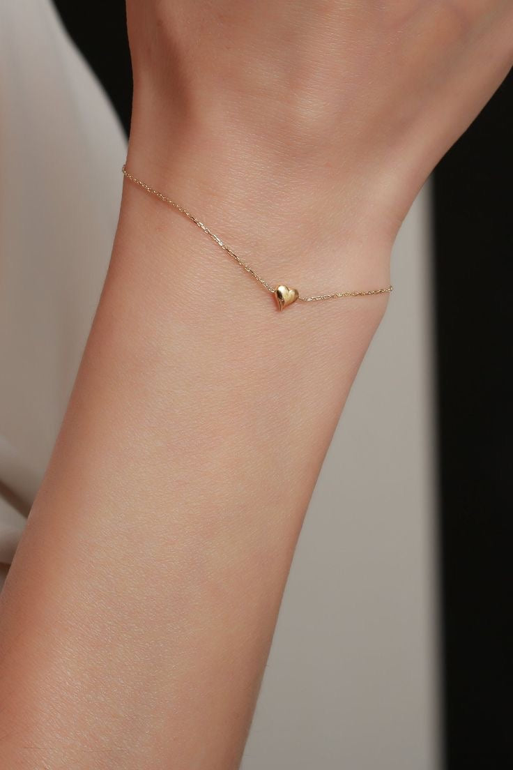 Lyra Heart Bracelet 🩶