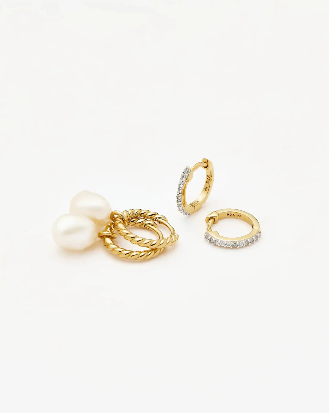 Lumiere Pearl Huggie Set