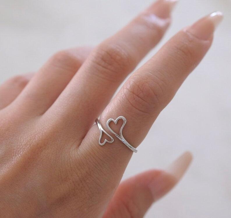 Sterling Silver Minimal Valentine Ring - UNJELLIC