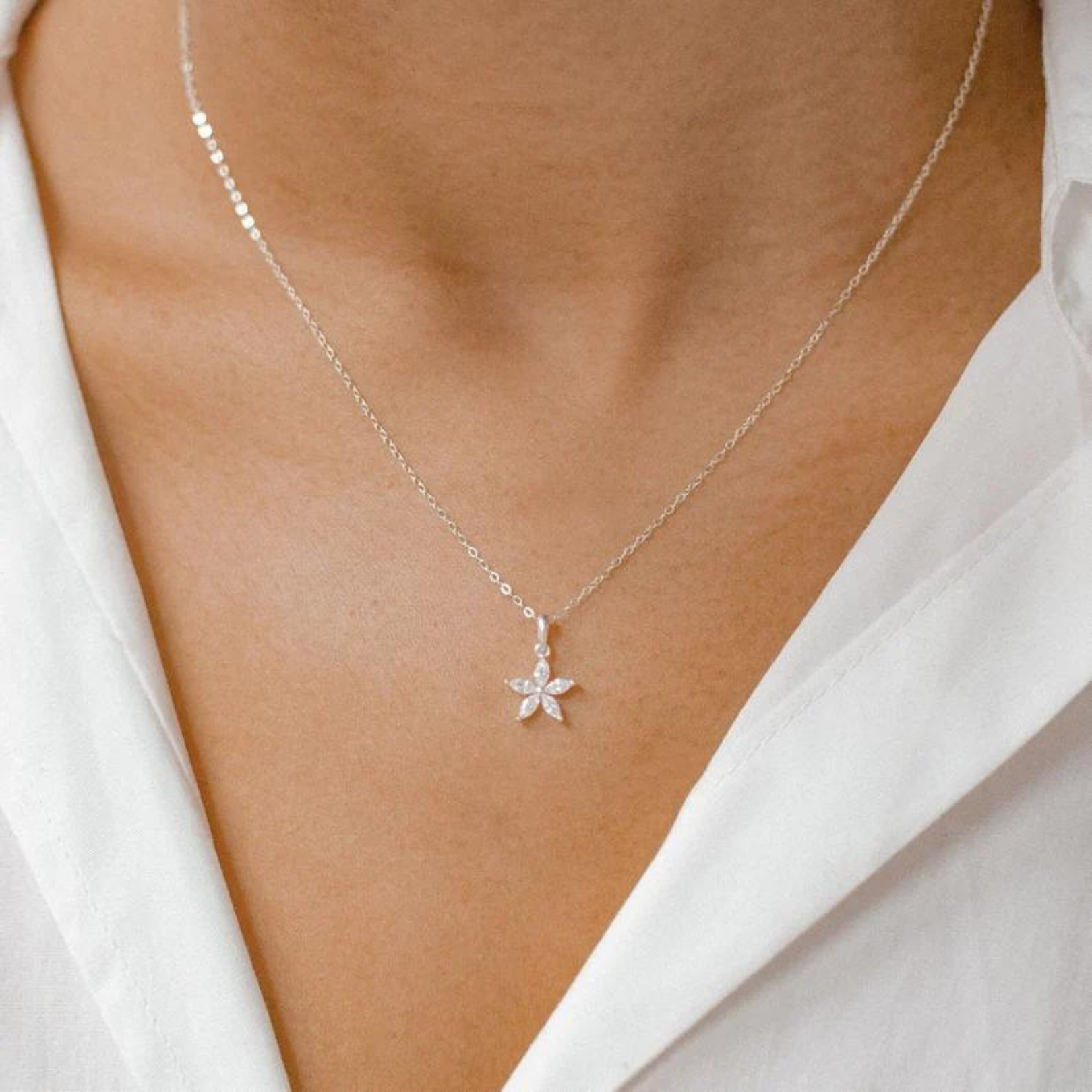 Sterling Silver Star Glow Necklace