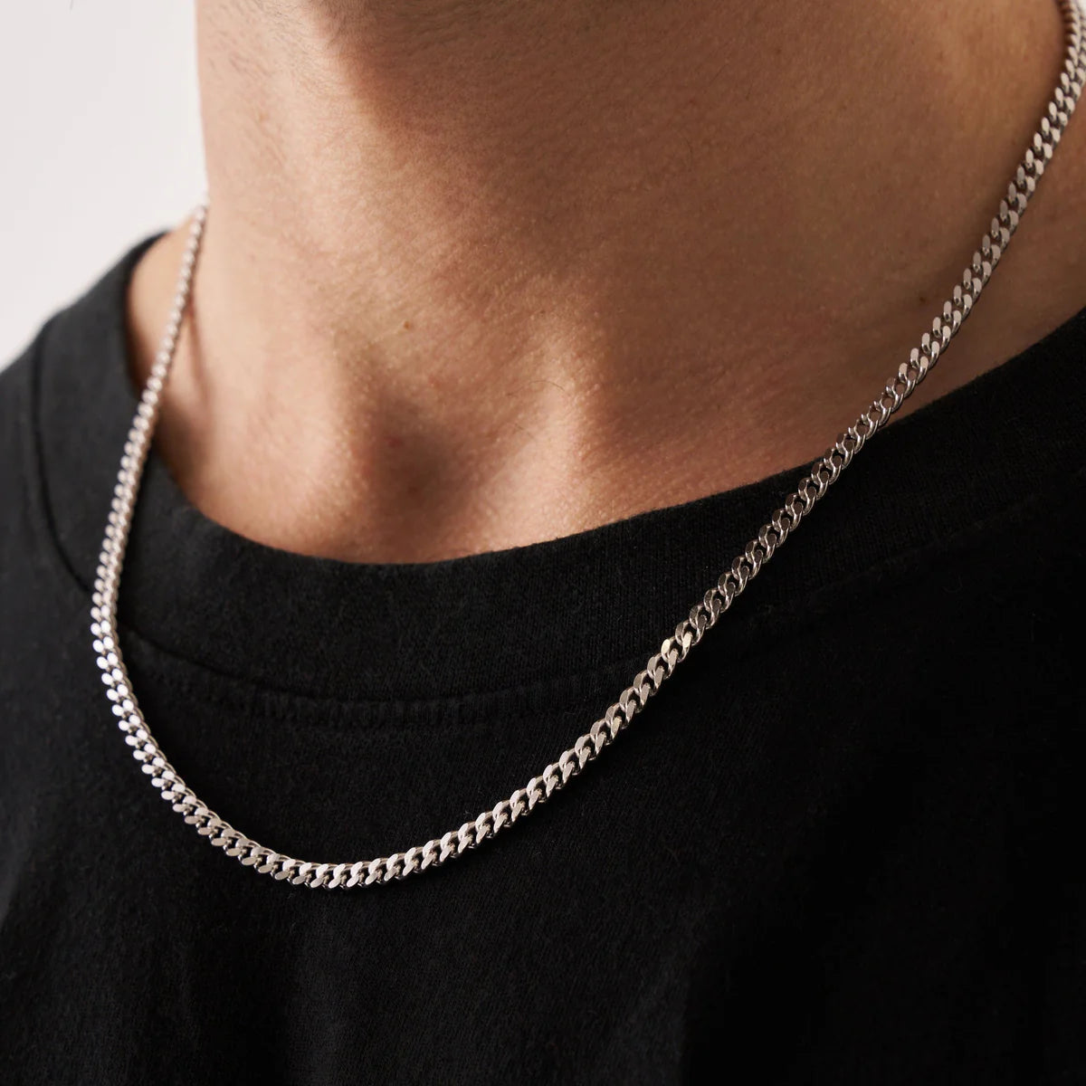 Noir Statement Chain